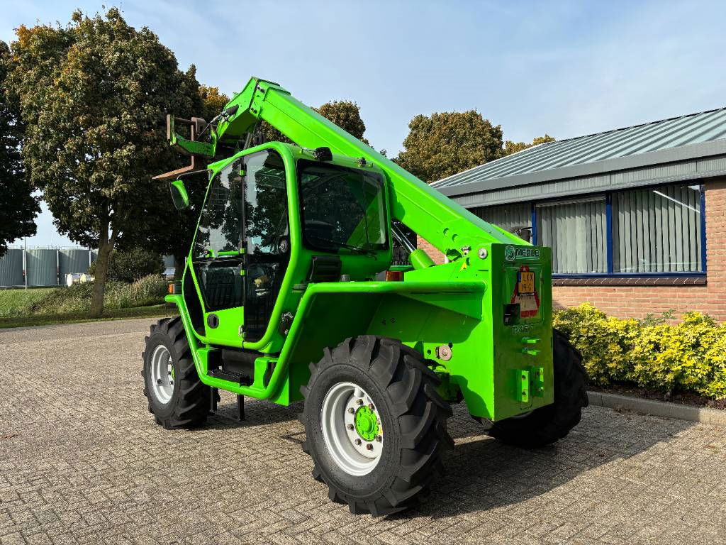 Merlo P 40.7 - رافعة تلسكوبية: صور 4 Merlo P 40.7 - رافعة تلسكوبية: صور 4