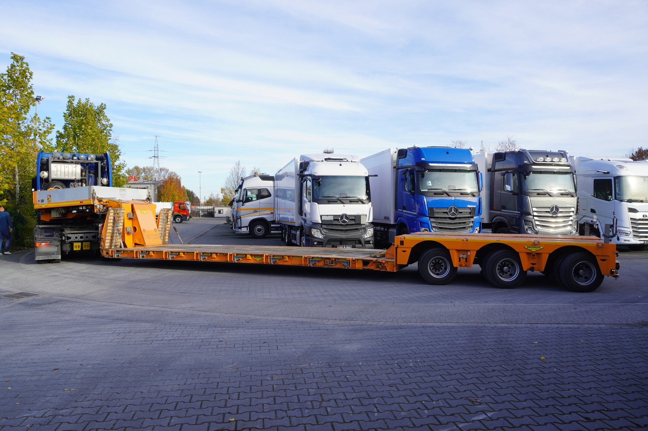BROSHUIS 3ABD-48 61.0t TiefBet low-loader semi-trailer / 40 tons cap. / 3 steering axles / hydraulic suspension - عربة مسطحة منخفضة نصف مقطورة: صور 4 BROSHUIS 3ABD-48 61.0t TiefBet low-loader semi-trailer / 40 tons cap. / 3 steering axles / hydraulic suspension - عربة مسطحة منخفضة نصف مقطورة: صور 4
