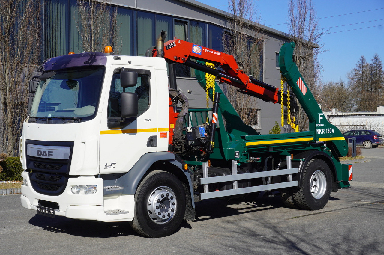DAF LF 18.310 E6 / Skip loader Fornal NKR 130V / HDS HMF 735 K2 / Manual gearbox - شاحنة كرين: صور 1 DAF LF 18.310 E6 / Skip loader Fornal NKR 130V / HDS HMF 735 K2 / Manual gearbox - شاحنة كرين: صور 1