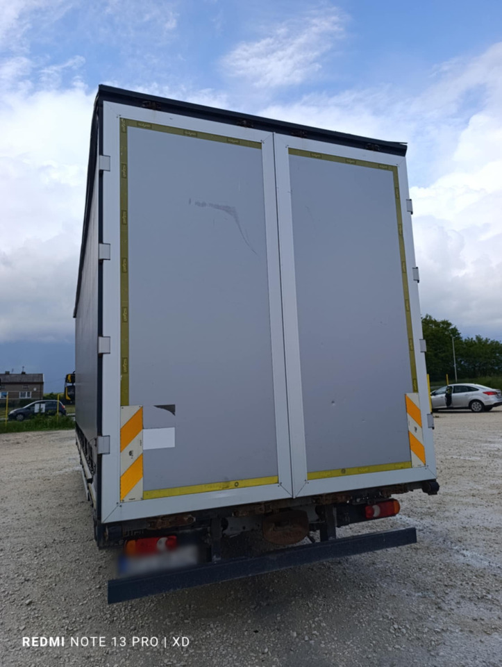 DAF LF 250 / Curtainsider 18 EPAL / sleeping cab - شاحنة ستارة: صور 3 DAF LF 250 / Curtainsider 18 EPAL / sleeping cab - شاحنة ستارة: صور 3