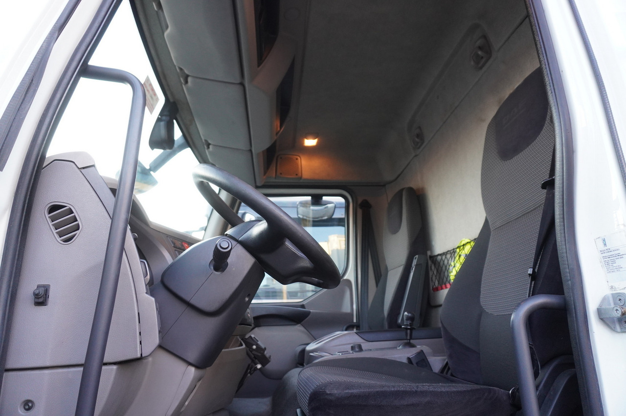 تأجير DAF LF 290 E6 4×2 / Lamberet refrigerated box 22 pallets / Multitemperature / Carrier Supra 1150 MT DAF LF 290 E6 4×2 / Lamberet refrigerated box 22 pallets / Multitemperature / Carrier Supra 1150 MT: صور 12