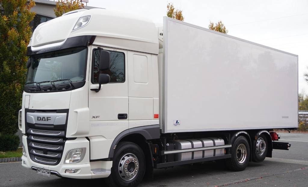 DAF XF 450 6×2 E6 / Refrigerator Lacapitaine / ATP/FRC to 2027 / 18 pallets - مبردة شاحنة: صور 1 DAF XF 450 6×2 E6 / Refrigerator Lacapitaine / ATP/FRC to 2027 / 18 pallets - مبردة شاحنة: صور 1