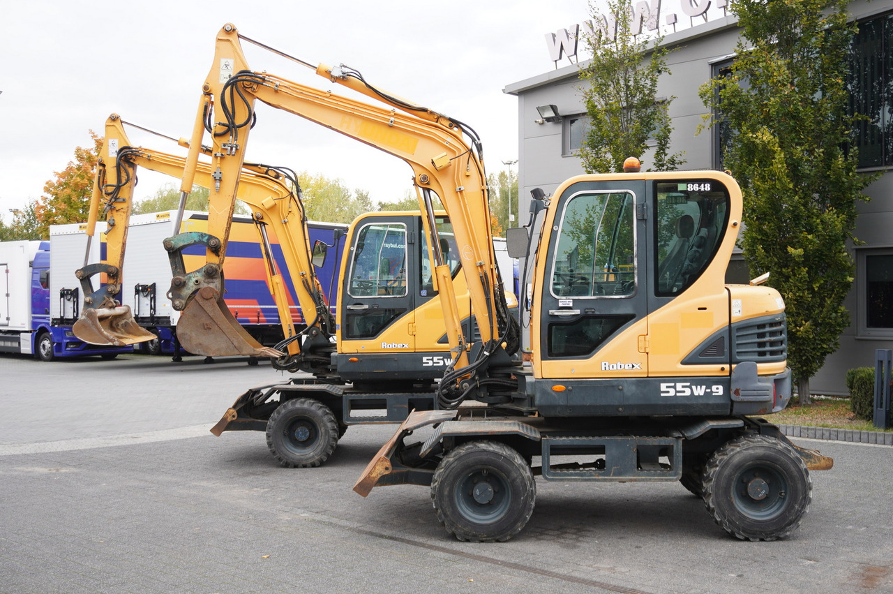 Hyundai Robex 55W-9 Wheeled Excavator 5.5t / 2 unit - حفارة على عجلات: صور 1 Hyundai Robex 55W-9 Wheeled Excavator 5.5t / 2 unit - حفارة على عجلات: صور 1