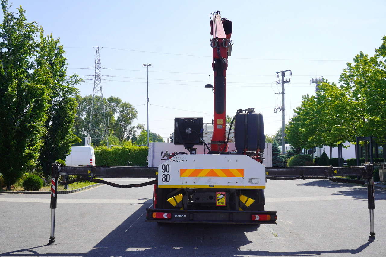 IVECO EUROCARGO 190-280L / FASSI F135A / 8 M / Lift cap. 5580 kg - شاحنات مسطحة, شاحنة كرين: صور 4 IVECO EUROCARGO 190-280L / FASSI F135A / 8 M / Lift cap. 5580 kg - شاحنات مسطحة, شاحنة كرين: صور 4