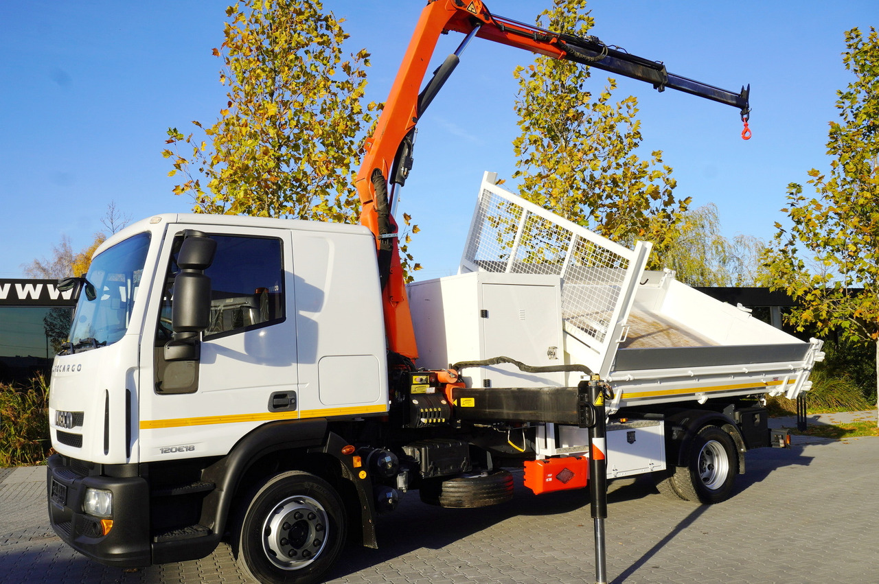 IVECO Eurocargo 120E18 Crane Palfinger / 3-way tipper / sleeper cab - شاحنات مسطحة, شاحنة كرين: صور 3 IVECO Eurocargo 120E18 Crane Palfinger / 3-way tipper / sleeper cab - شاحنات مسطحة, شاحنة كرين: صور 3