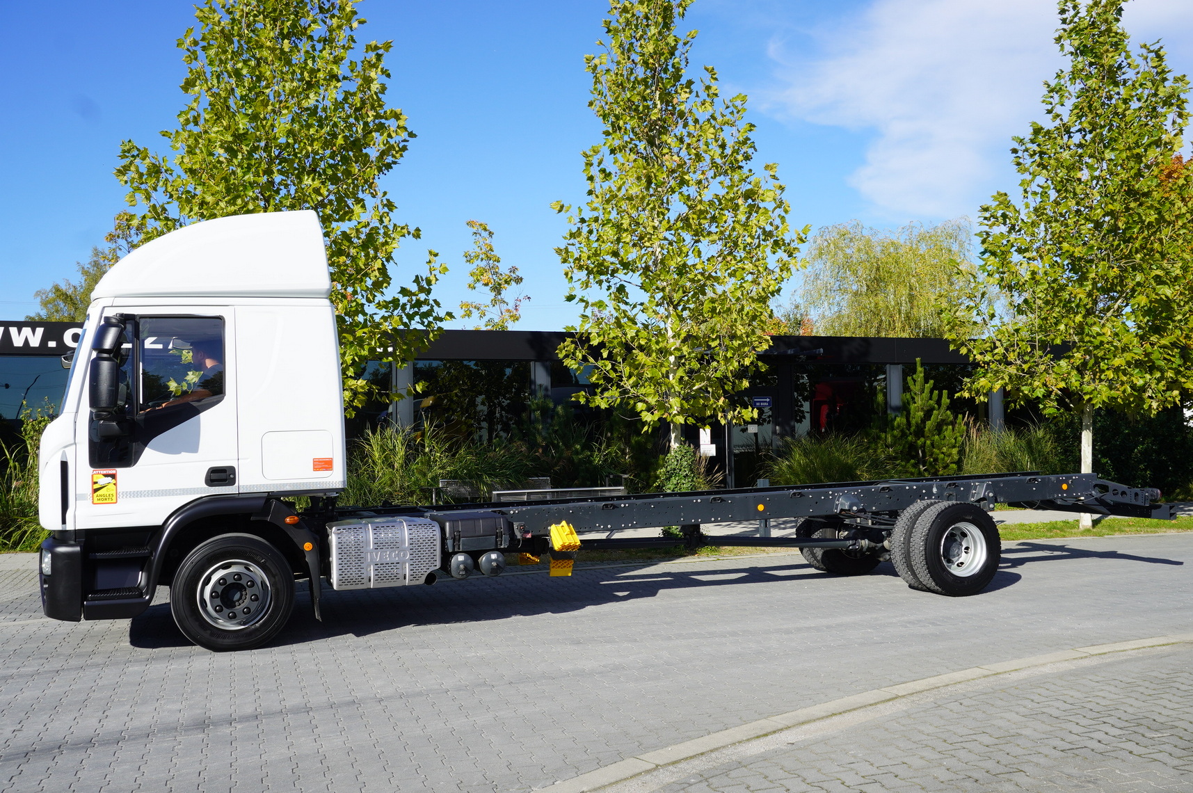 IVECO Eurocargo 140e19 4×2 E6 Glob / ADR / frame 8,1m - الشاسيه شاحنة: صور 2 IVECO Eurocargo 140e19 4×2 E6 Glob / ADR / frame 8,1m - الشاسيه شاحنة: صور 2