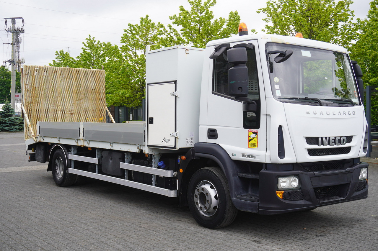 IVECO Eurocargo 150 E25 / 90 tho. km !!! / Tow truck - شاحنة نقل سيارات شاحنة: صور 4 IVECO Eurocargo 150 E25 / 90 tho. km !!! / Tow truck - شاحنة نقل سيارات شاحنة: صور 4