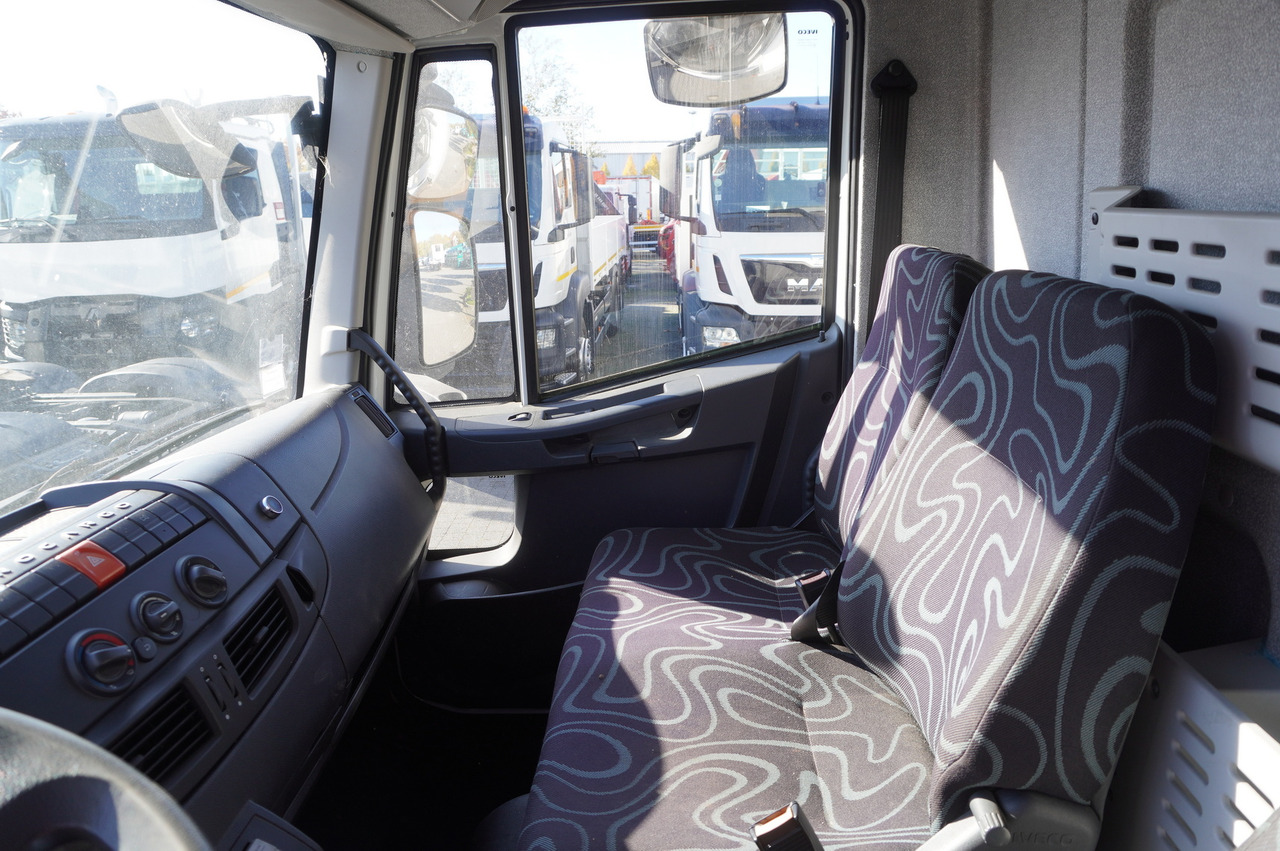 بصندوق مغلق شاحنة IVECO Eurocargo 160E21 / Only 11 thousand km!!! / Box 18 EPAL: صور 19 بصندوق مغلق شاحنة IVECO Eurocargo 160E21 / Only 11 thousand km!!! / Box 18 EPAL: صور 19