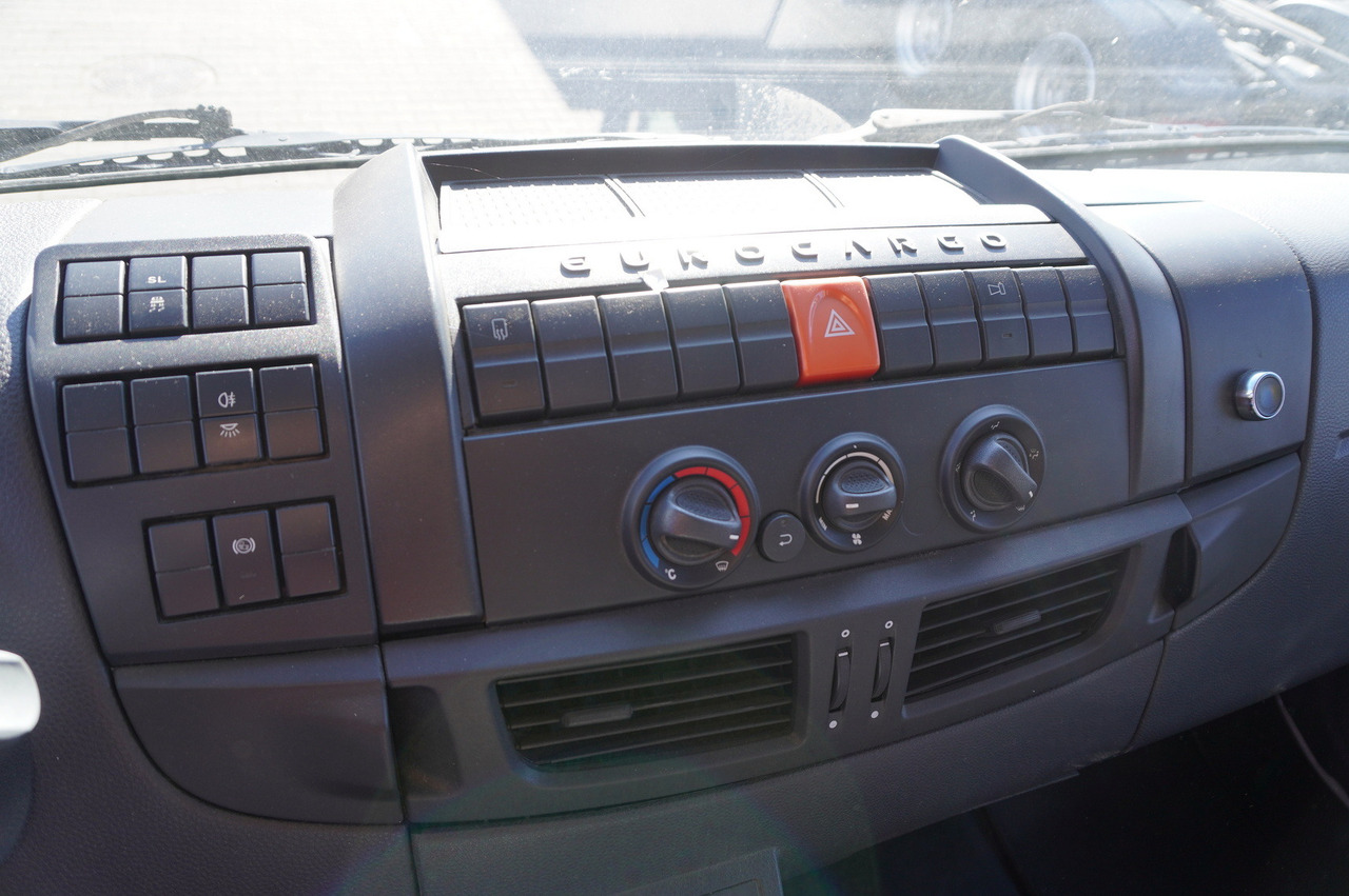 بصندوق مغلق شاحنة IVECO Eurocargo 160E21 / Only 11 thousand km!!! / Box 18 EPAL: صور 22 بصندوق مغلق شاحنة IVECO Eurocargo 160E21 / Only 11 thousand km!!! / Box 18 EPAL: صور 22