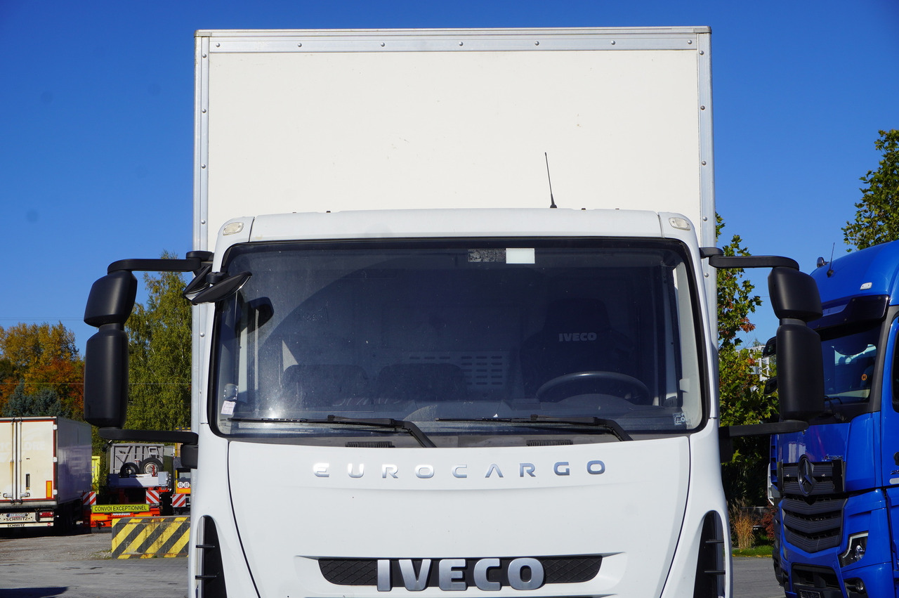 بصندوق مغلق شاحنة IVECO Eurocargo 160E21 / Only 11 thousand km!!! / Box 18 EPAL: صور 8 بصندوق مغلق شاحنة IVECO Eurocargo 160E21 / Only 11 thousand km!!! / Box 18 EPAL: صور 8