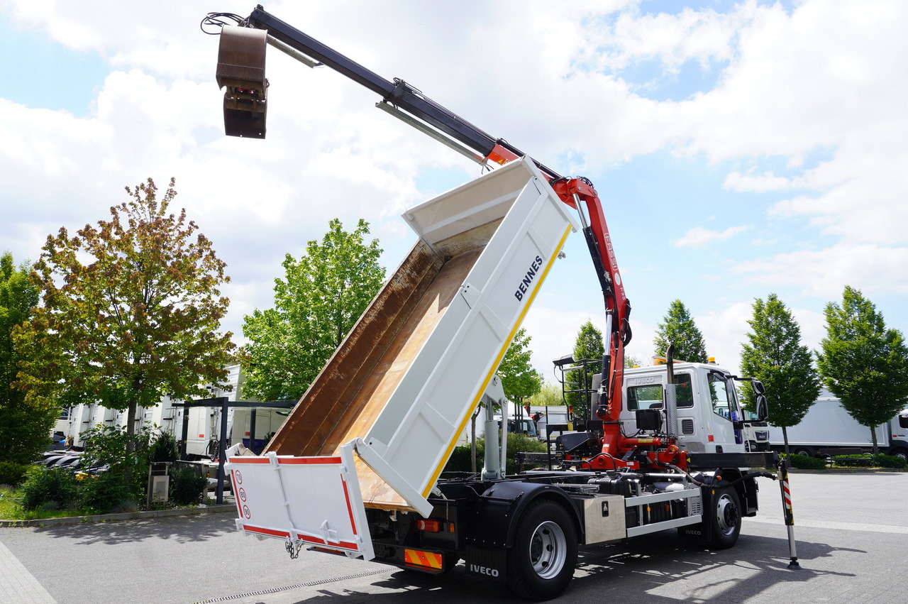 IVECO Eurocargo 160E22 EEV Dump truck / Bortmatic / Crane FASSI F95A.0.22 - شاحنة كرين: صور 5 IVECO Eurocargo 160E22 EEV Dump truck / Bortmatic / Crane FASSI F95A.0.22 - شاحنة كرين: صور 5