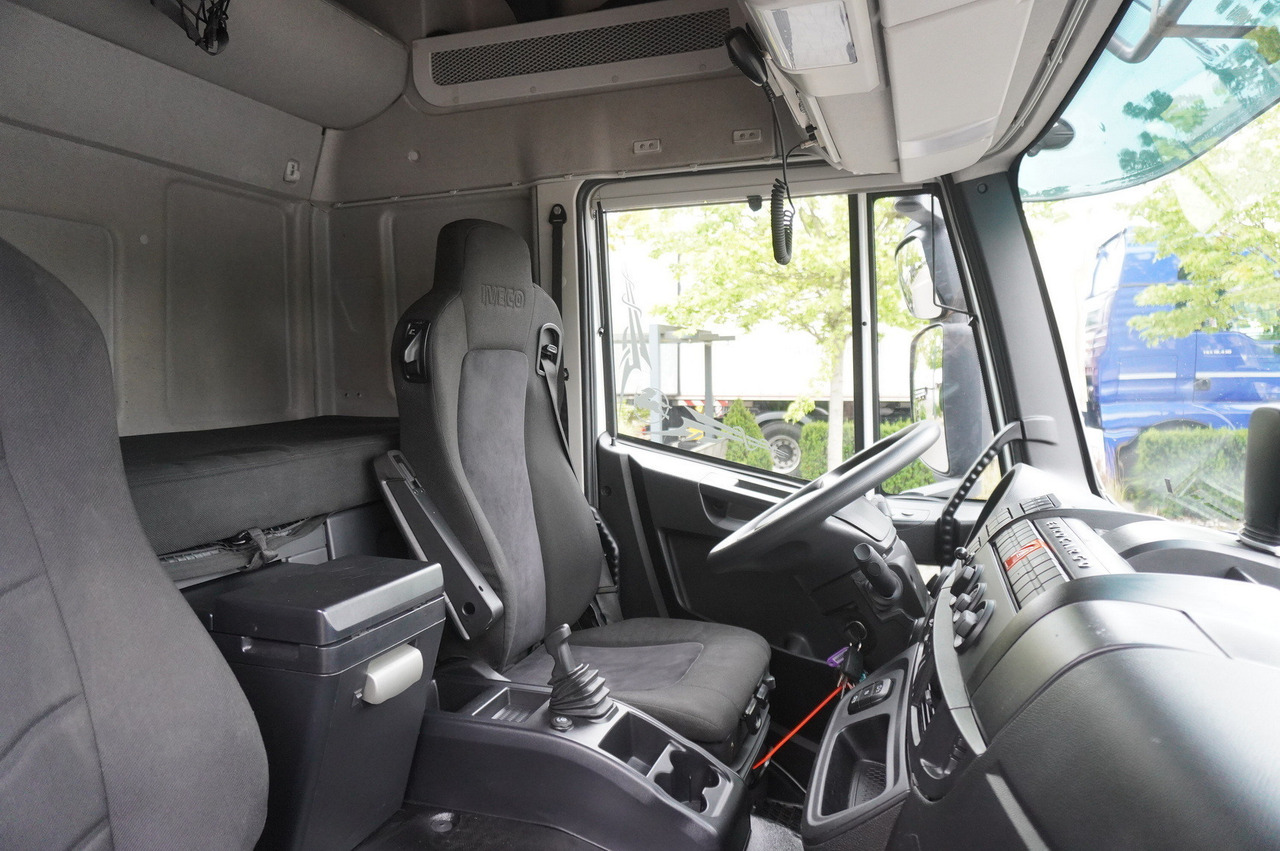 قلابات IVECO Eurocargo ML 160E28 E6 Glob / Curtainsider 21 EPAL / 2023 / 2 identical units: صور 7
