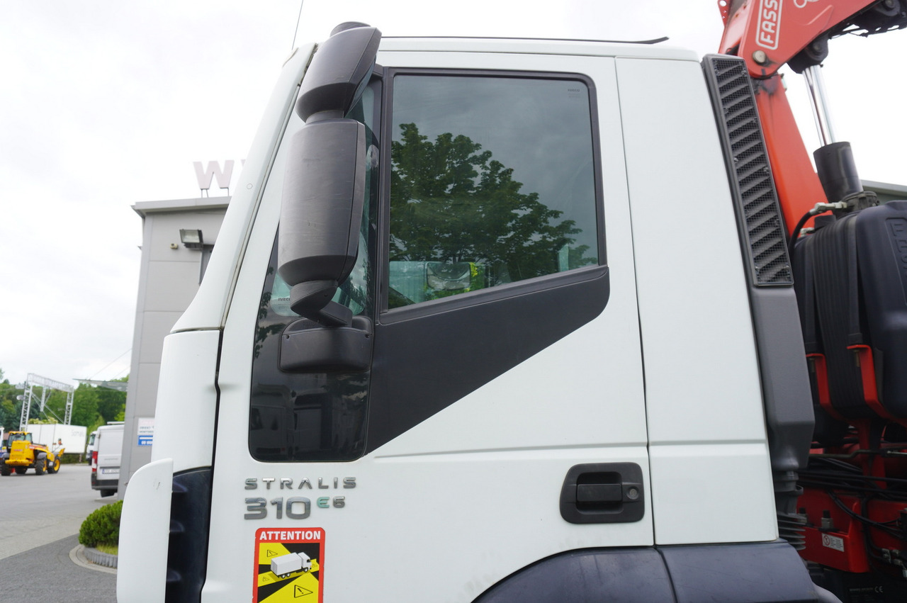 شاحنات مسطحة, شاحنة كرين IVECO STRALIS 19.310 E6 / Flatbed 19 EPAL / FASSI F135 / 225 MTH! / 5.7 T: صور 18