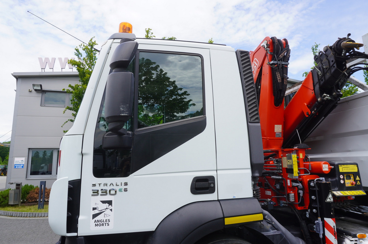 قلابات, شاحنة كرين IVECO STRALIS 330 E6 / FASSI 195A 8.5 T / 3-side tipper: صور 23