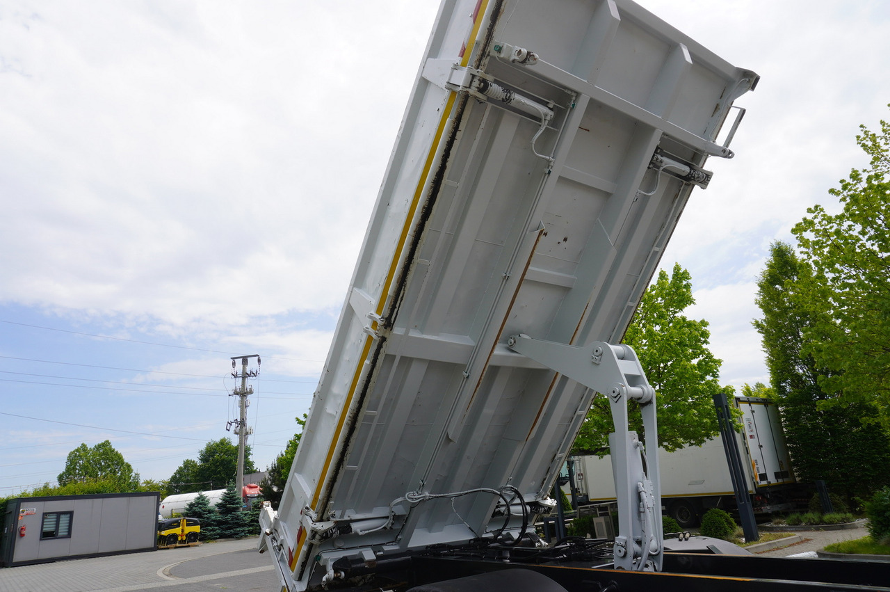قلابات, شاحنة كرين IVECO STRALIS 330 E6 / FASSI 195A 8.5 T / 3-side tipper: صور 22