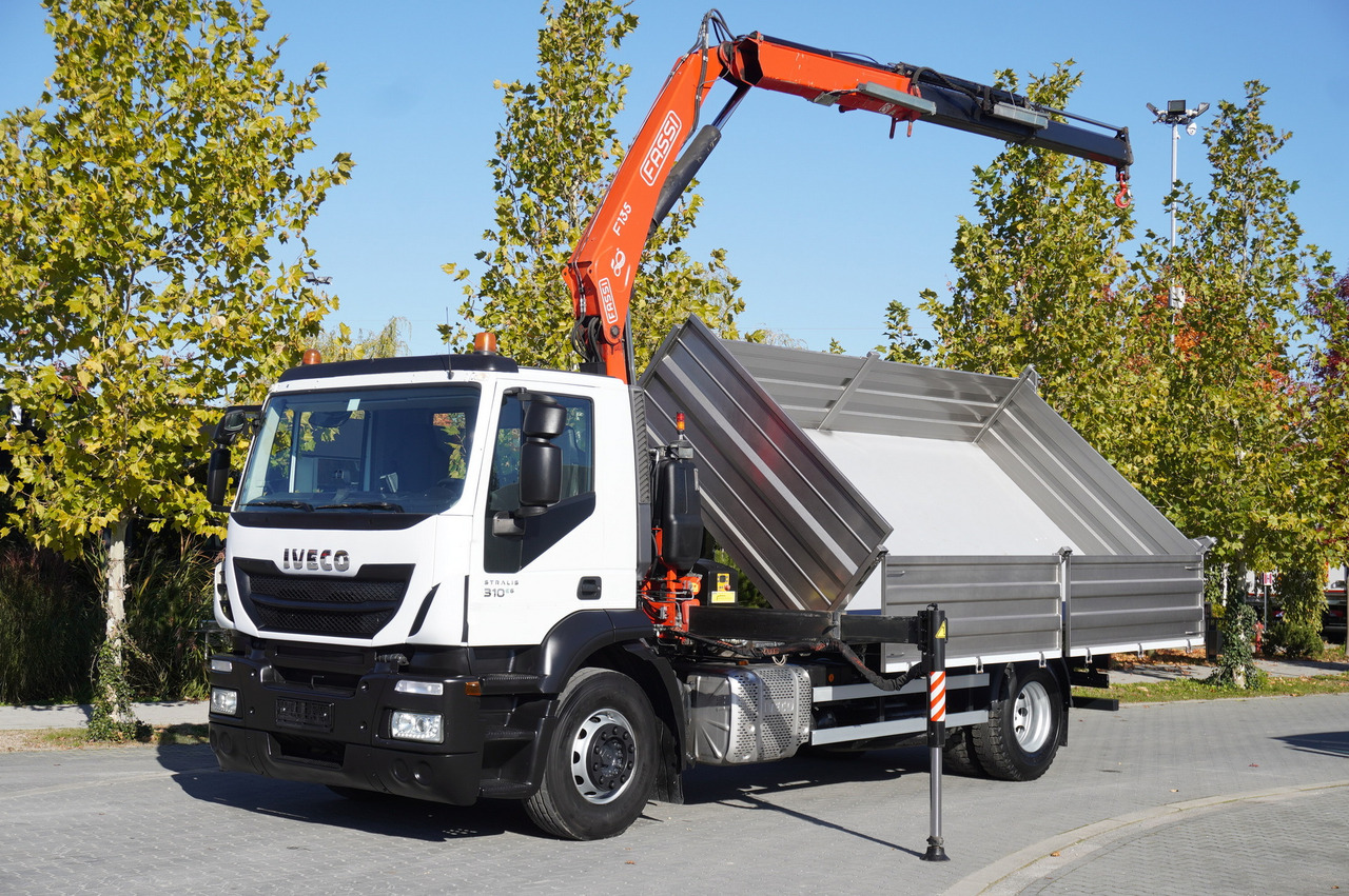 IVECO Stralis 310 E6 / NEW 3-sided tipper / Fassi F135 crane with remote control - قلابات, شاحنة كرين: صور 2 IVECO Stralis 310 E6 / NEW 3-sided tipper / Fassi F135 crane with remote control - قلابات, شاحنة كرين: صور 2
