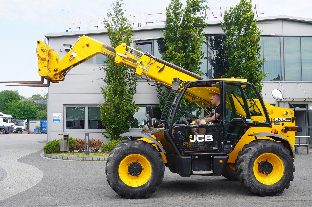 JCB 535-95 / 3.5 T / range 9.5 m / joystick / 2021 - جرافة ذات عجلات تلسكوبية: صور 2 JCB 535-95 / 3.5 T / range 9.5 m / joystick / 2021 - جرافة ذات عجلات تلسكوبية: صور 2