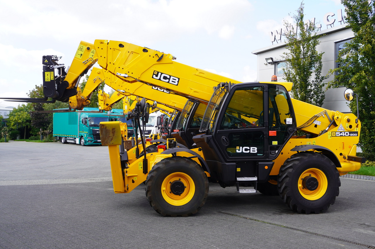 JCB 540-140 telescopic loader / 14 m range / 1800 MTH / Several units - رافعة تلسكوبية: صور 4 JCB 540-140 telescopic loader / 14 m range / 1800 MTH / Several units - رافعة تلسكوبية: صور 4