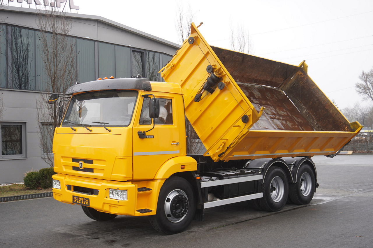 KAMAZ T2530 E5 6×4 / 3-sided tipper - قلابات, شاحنة كرين: صور 2 KAMAZ T2530 E5 6×4 / 3-sided tipper - قلابات, شاحنة كرين: صور 2