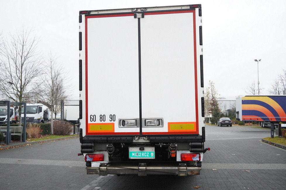 LAMBERET refrigerated semi-trailer / Carrier Vector 1550 unit - مبردة نصف مقطورة: صور 5 LAMBERET refrigerated semi-trailer / Carrier Vector 1550 unit - مبردة نصف مقطورة: صور 5