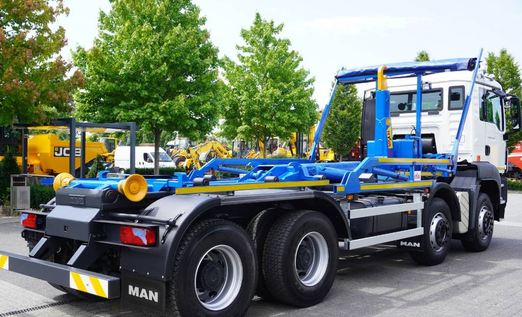 شاحنة ذات الخطاف MAN TGS 35.400 8×4 HYVA LIFT 32.56 SE hooklift: صور 8