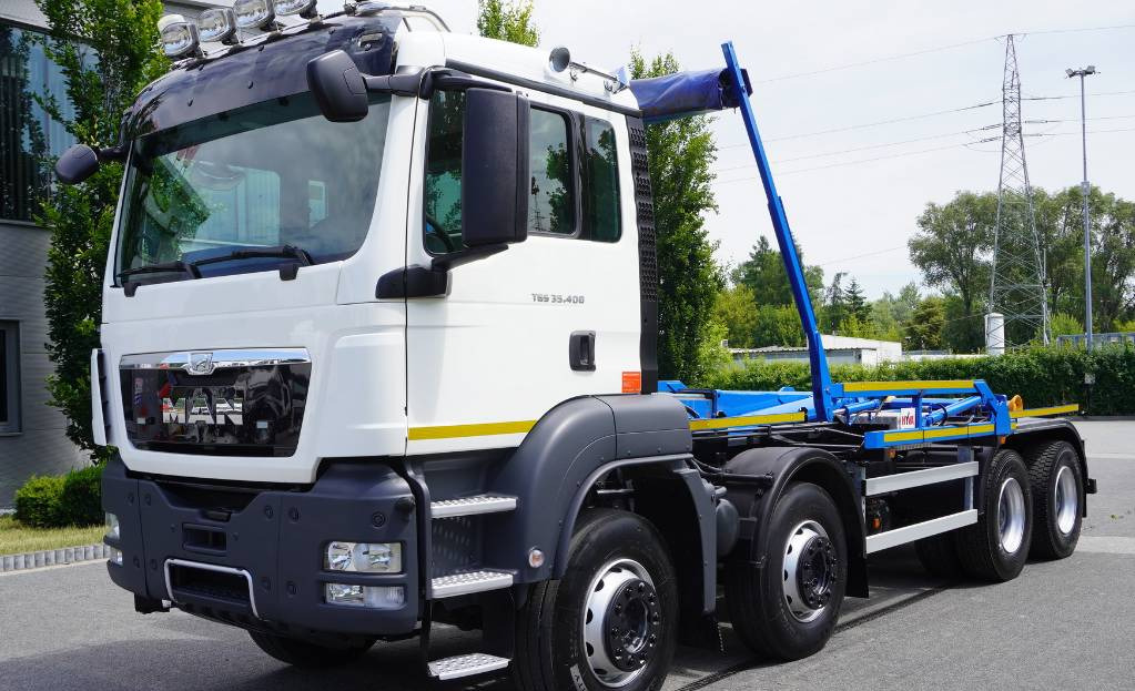 MAN TGS 35.400 8×4 HYVA LIFT 32.56 SE hooklift - شاحنة ذات الخطاف: صور 4 MAN TGS 35.400 8×4 HYVA LIFT 32.56 SE hooklift - شاحنة ذات الخطاف: صور 4