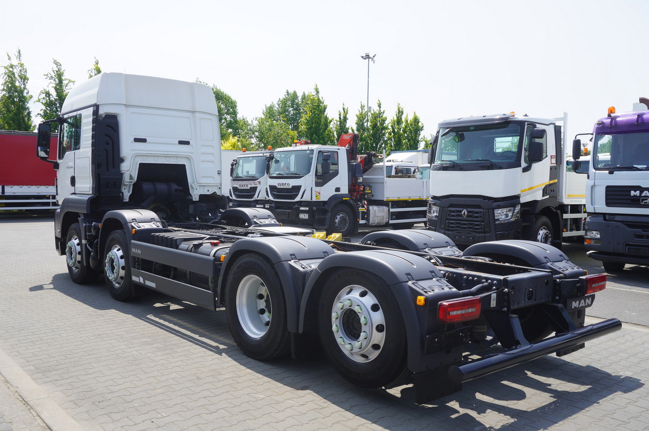 MAN TGS 35.420 8x2 / Chassis 6.4 m / 3 steered axles - الشاسيه شاحنة: صور 4 MAN TGS 35.420 8x2 / Chassis 6.4 m / 3 steered axles - الشاسيه شاحنة: صور 4