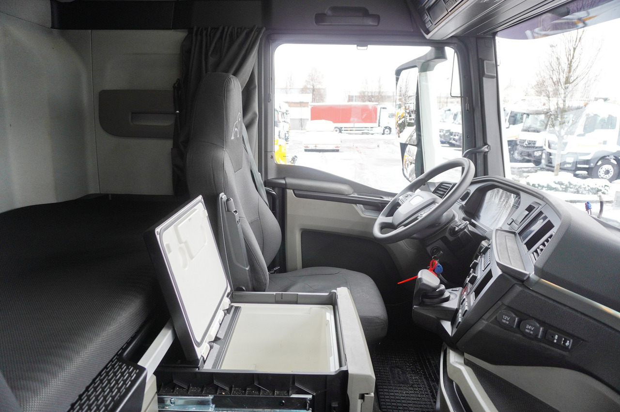 شاحنة جرار MAN TGX 18.510 E6 4×2 tractor unit / Retarder / Sleeper cab / 2023 / 4 units: صور 23
