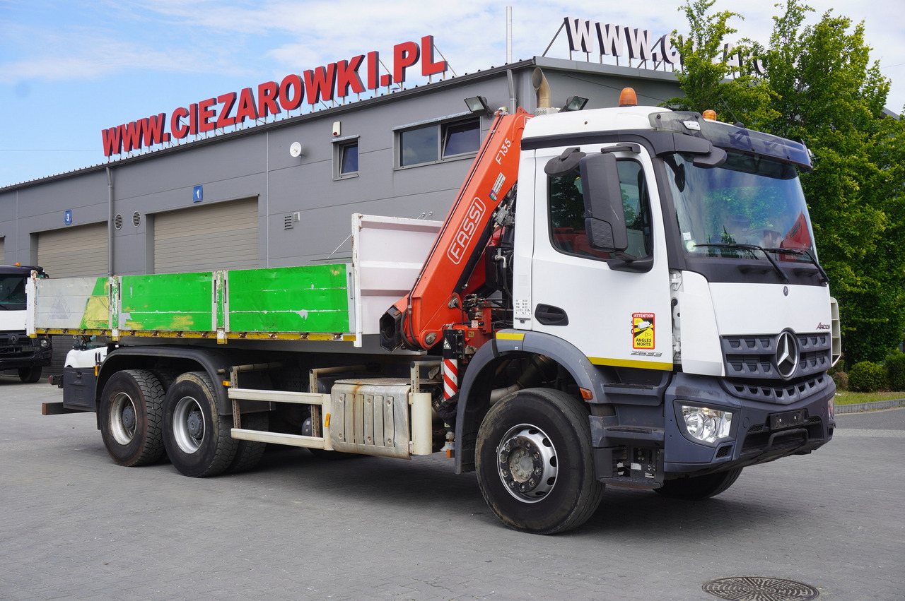 MERCEDES-BENZ AROCS 2633 6x4 / 5.5 T crane FASSI F135 / Tipper 15 EPAL - شاحنات مسطحة, شاحنة كرين: صور 3 MERCEDES-BENZ AROCS 2633 6x4 / 5.5 T crane FASSI F135 / Tipper 15 EPAL - شاحنات مسطحة, شاحنة كرين: صور 3