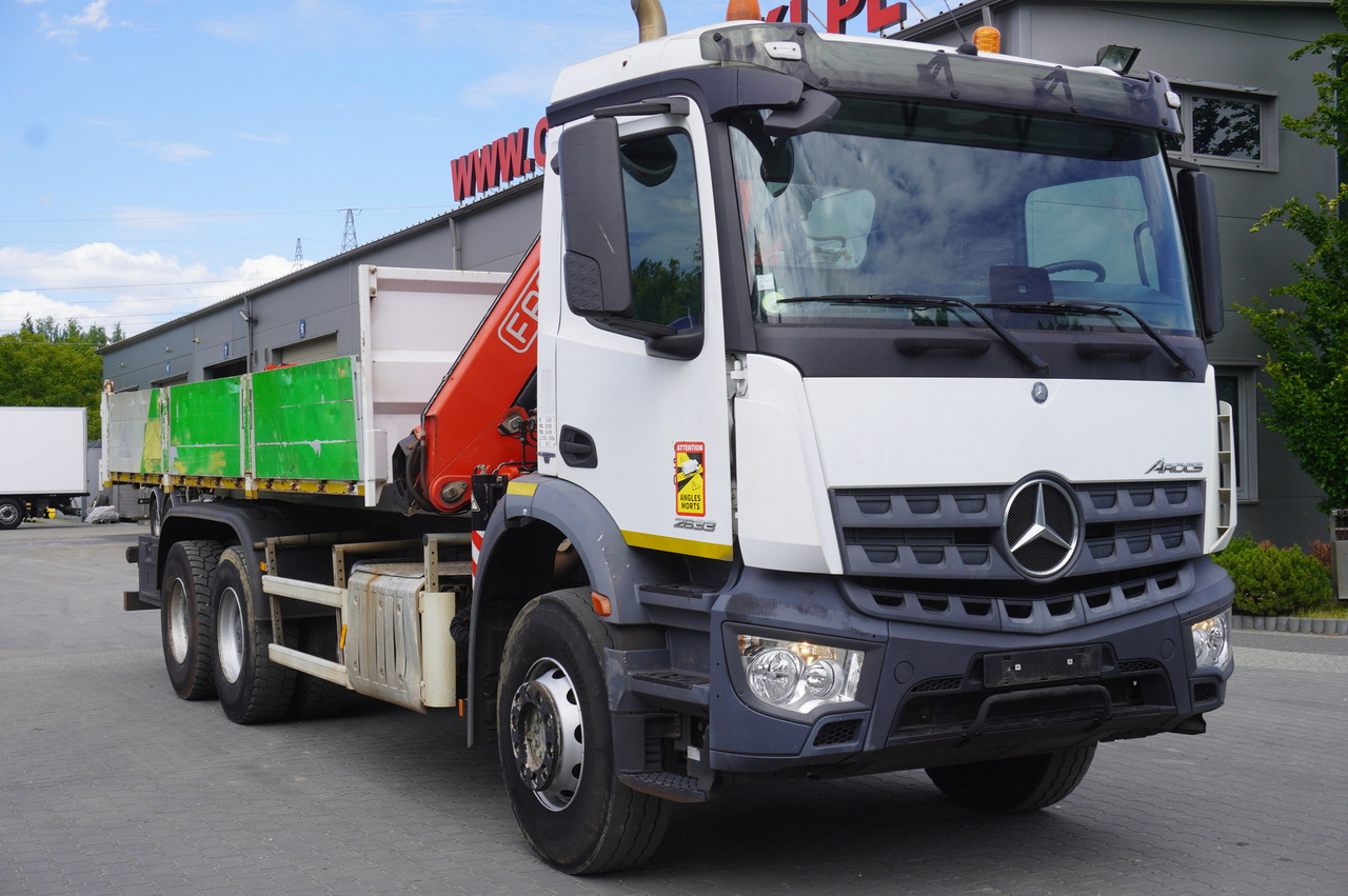 MERCEDES-BENZ AROCS 2633 6x4 / 5.5 T crane FASSI F135 / Tipper 15 EPAL - قلابات, شاحنة كرين: صور 2 MERCEDES-BENZ AROCS 2633 6x4 / 5.5 T crane FASSI F135 / Tipper 15 EPAL - قلابات, شاحنة كرين: صور 2