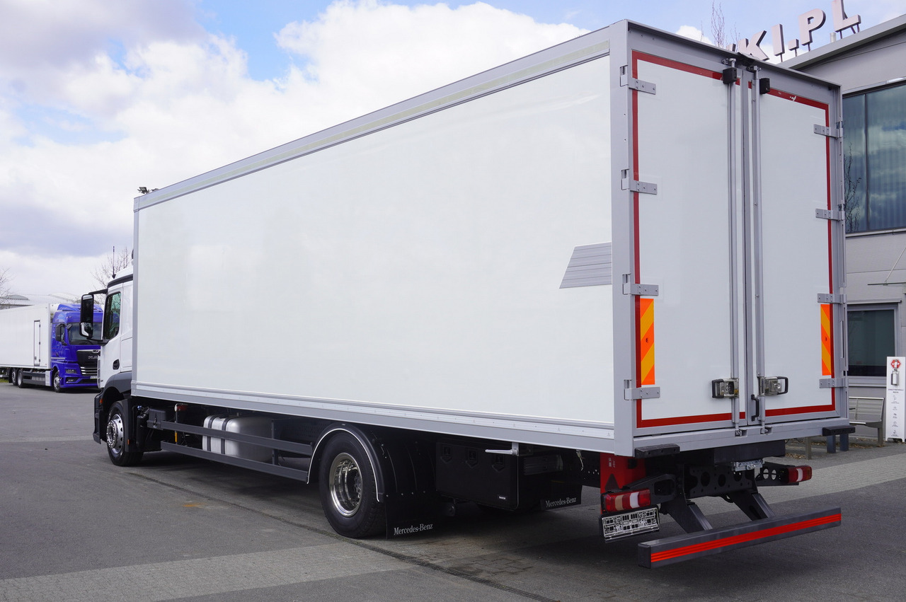 MERCEDES-BENZ Actros 1824 / Refrigerator / Carrier Supra 1250 / Sleeping cabin - مبردة شاحنة: صور 5 MERCEDES-BENZ Actros 1824 / Refrigerator / Carrier Supra 1250 / Sleeping cabin - مبردة شاحنة: صور 5