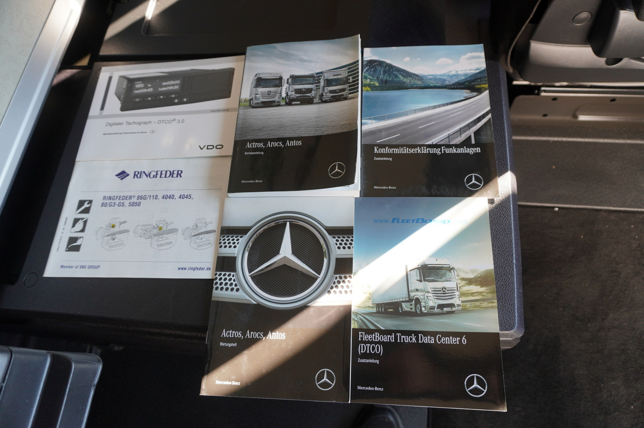 تأجير MERCEDES-BENZ Actros 1840 E6 4×2 / NEW Tow Truck platform 9.25 m / Lounge cabin MERCEDES-BENZ Actros 1840 E6 4×2 / NEW Tow Truck platform 9.25 m / Lounge cabin: صور 29 تأجير MERCEDES-BENZ Actros 1840 E6 4×2 / NEW Tow Truck platform 9.25 m / Lounge cabin MERCEDES-BENZ Actros 1840 E6 4×2 / NEW Tow Truck platform 9.25 m / Lounge cabin: صور 29