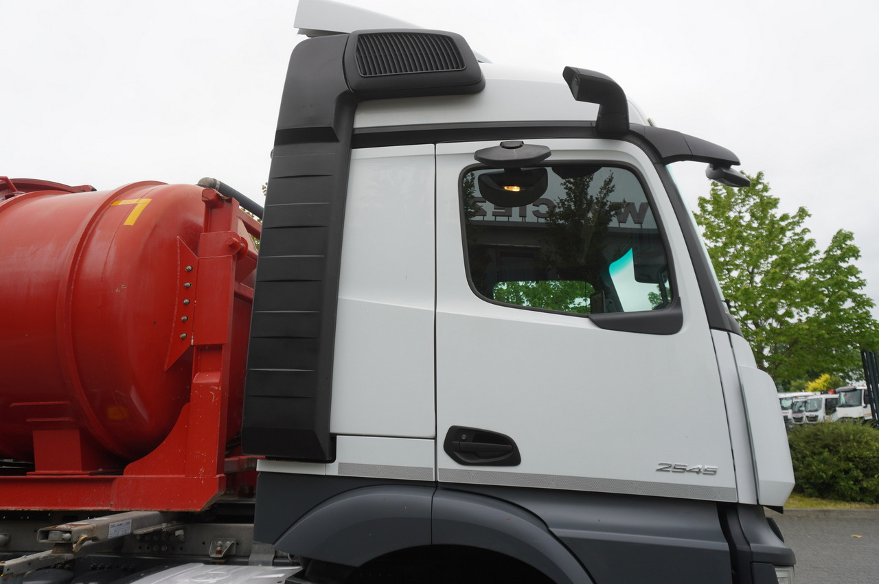 تأجير MERCEDES-BENZ Actros 2545 6 × 2 MP5 / NEW septic barrel 13000 L MERCEDES-BENZ Actros 2545 6 × 2 MP5 / NEW septic barrel 13000 L: صور 27