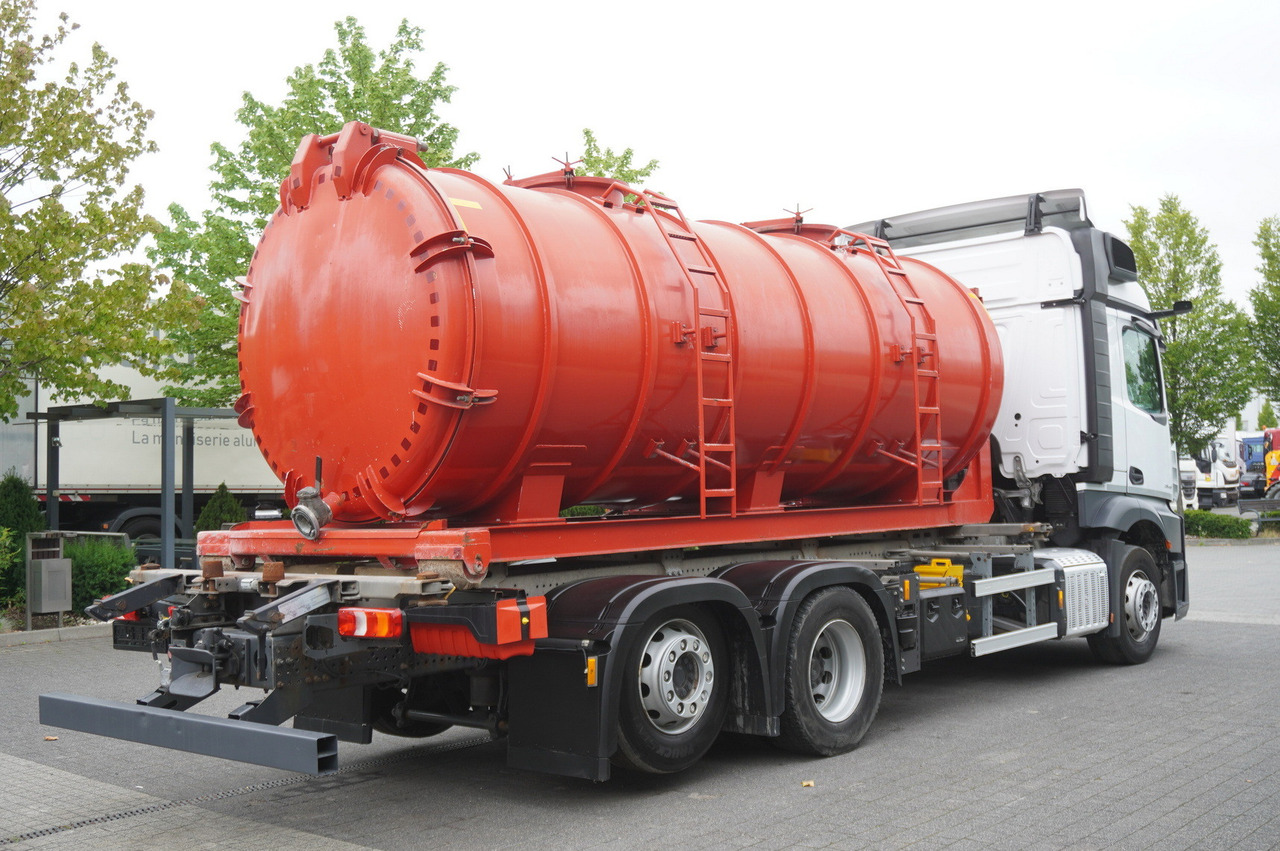 MERCEDES-BENZ Actros 2545 6 × 2 MP5 / NEW septic barrel 13000 L - صهريج السماد السائل: صور 4 MERCEDES-BENZ Actros 2545 6 × 2 MP5 / NEW septic barrel 13000 L - صهريج السماد السائل: صور 4