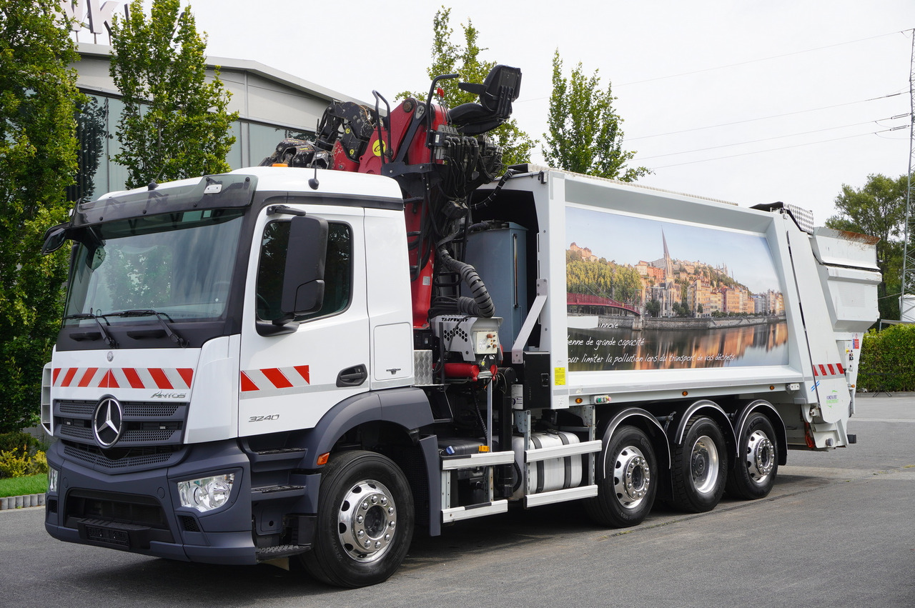 MERCEDES-BENZ Antos 3240 8x2 / Tajfun 5T crane / Farid Industries garbage truck/ 3 steered axles - شاحنة القمامة: صور 3 MERCEDES-BENZ Antos 3240 8x2 / Tajfun 5T crane / Farid Industries garbage truck/ 3 steered axles - شاحنة القمامة: صور 3