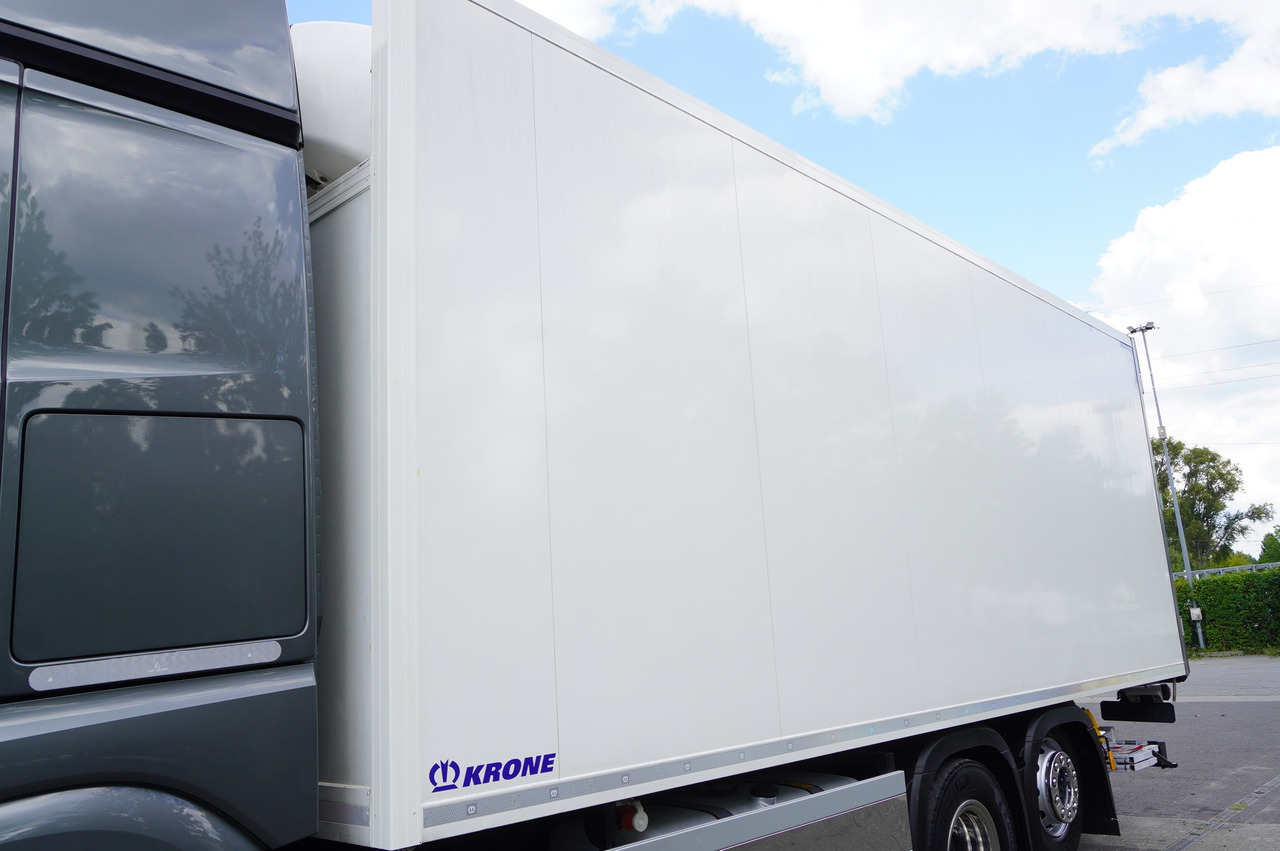 مبردة شاحنة MERCEDES-BENZ Mercedes-Benz Actros 2548 MP5 / Krone Refrigerator Multitemperature / Doppelstock 36 EPAL / GIGA Space cab: صور 11