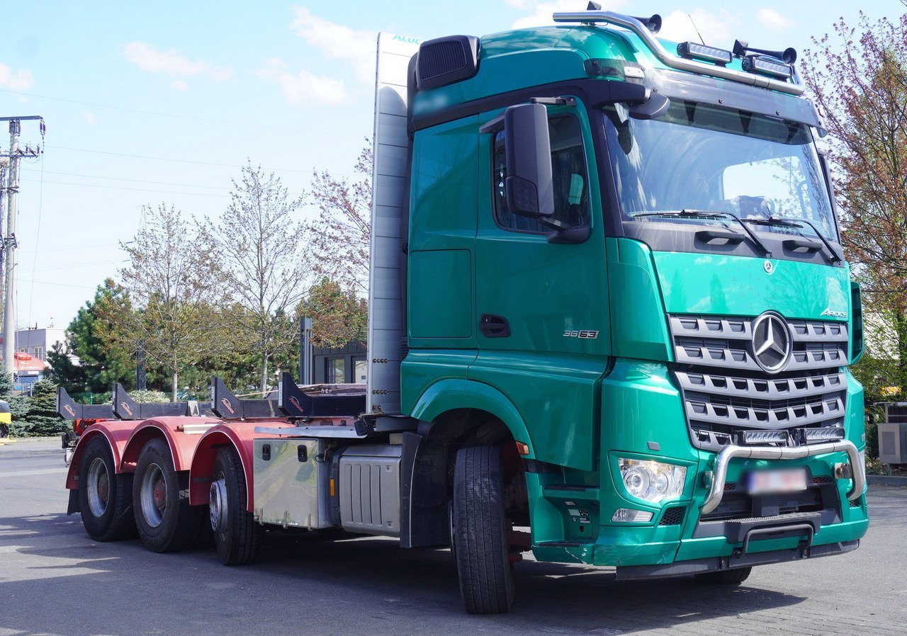 Mercedes-Benz Arocs 3563 8 × 4 / 630 HP / steered axle / Logging superstructure - الشاسيه شاحنة: صور 1 Mercedes-Benz Arocs 3563 8 × 4 / 630 HP / steered axle / Logging superstructure - الشاسيه شاحنة: صور 1