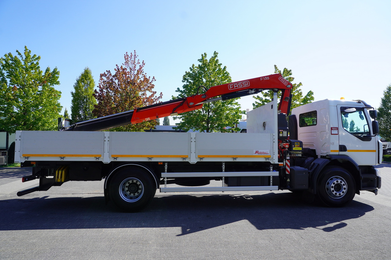 RENAULT C280 DTI 8 / FASSI crane 5.6 T / range 8 m / Flatbed 15 EPAL - شاحنات مسطحة, شاحنة كرين: صور 2 RENAULT C280 DTI 8 / FASSI crane 5.6 T / range 8 m / Flatbed 15 EPAL - شاحنات مسطحة, شاحنة كرين: صور 2