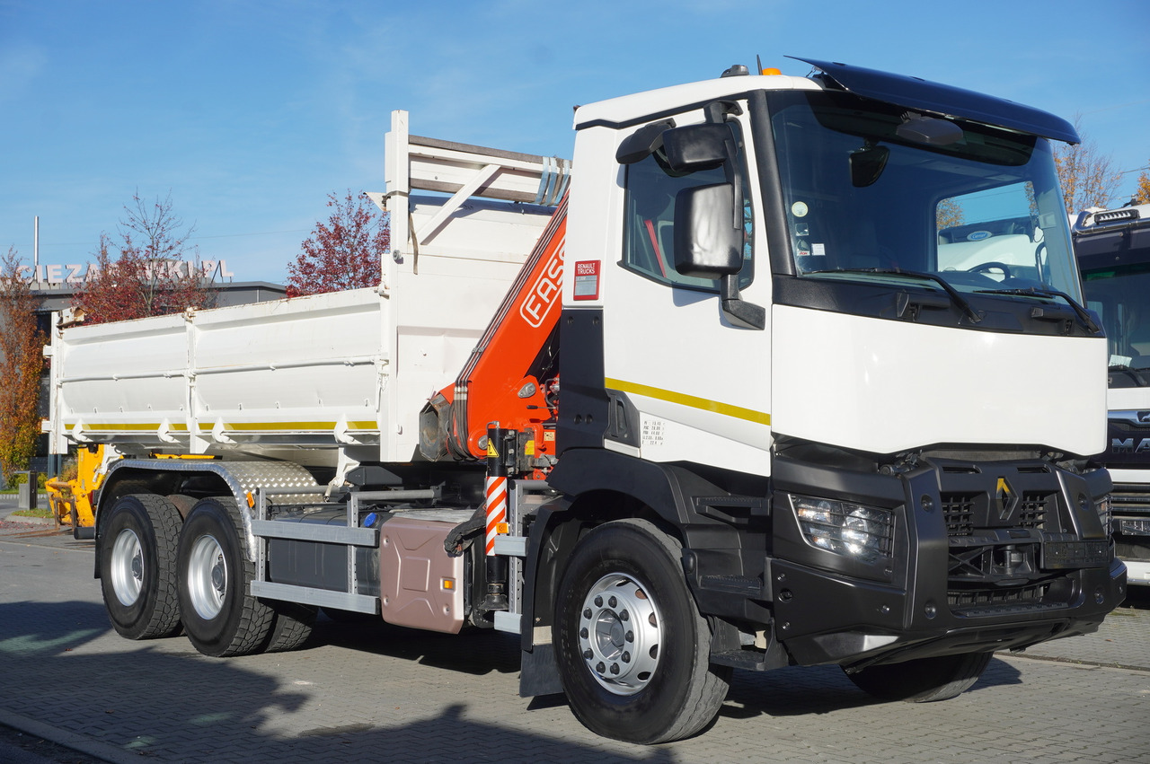 RENAULT C380 E6 6×4 / HDS Fassi F135 2700 MTH / Range 8 m / 5.6 t lifting capacity / 3-side tipper / Bortmatic - قلابات, شاحنة كرين: صور 2 RENAULT C380 E6 6×4 / HDS Fassi F135 2700 MTH / Range 8 m / 5.6 t lifting capacity / 3-side tipper / Bortmatic - قلابات, شاحنة كرين: صور 2