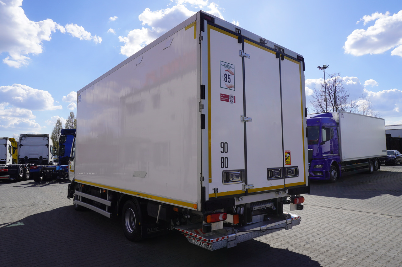 RENAULT D12 / Lamberet refrigerated truck / Dhollandia tail lift 1500 kg / 130 thousand km !! - مبردة شاحنة: صور 5 RENAULT D12 / Lamberet refrigerated truck / Dhollandia tail lift 1500 kg / 130 thousand km !! - مبردة شاحنة: صور 5