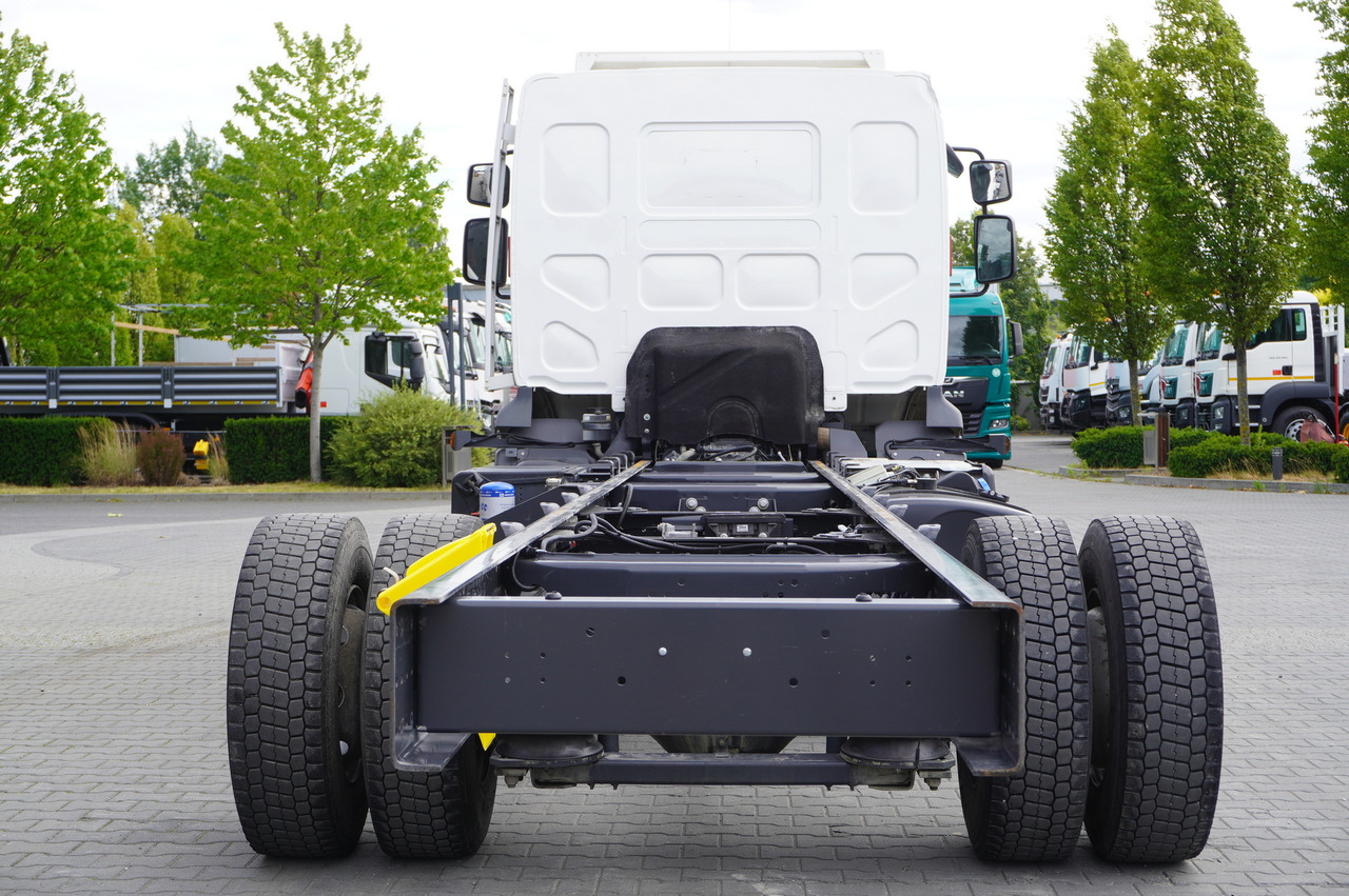 RENAULT D16 / Chassis 7.1 m / Differential lock - شاحنات الحاويات/ جسم علوي قابل للتغيير شاحنة: صور 4 RENAULT D16 / Chassis 7.1 m / Differential lock - شاحنات الحاويات/ جسم علوي قابل للتغيير شاحنة: صور 4