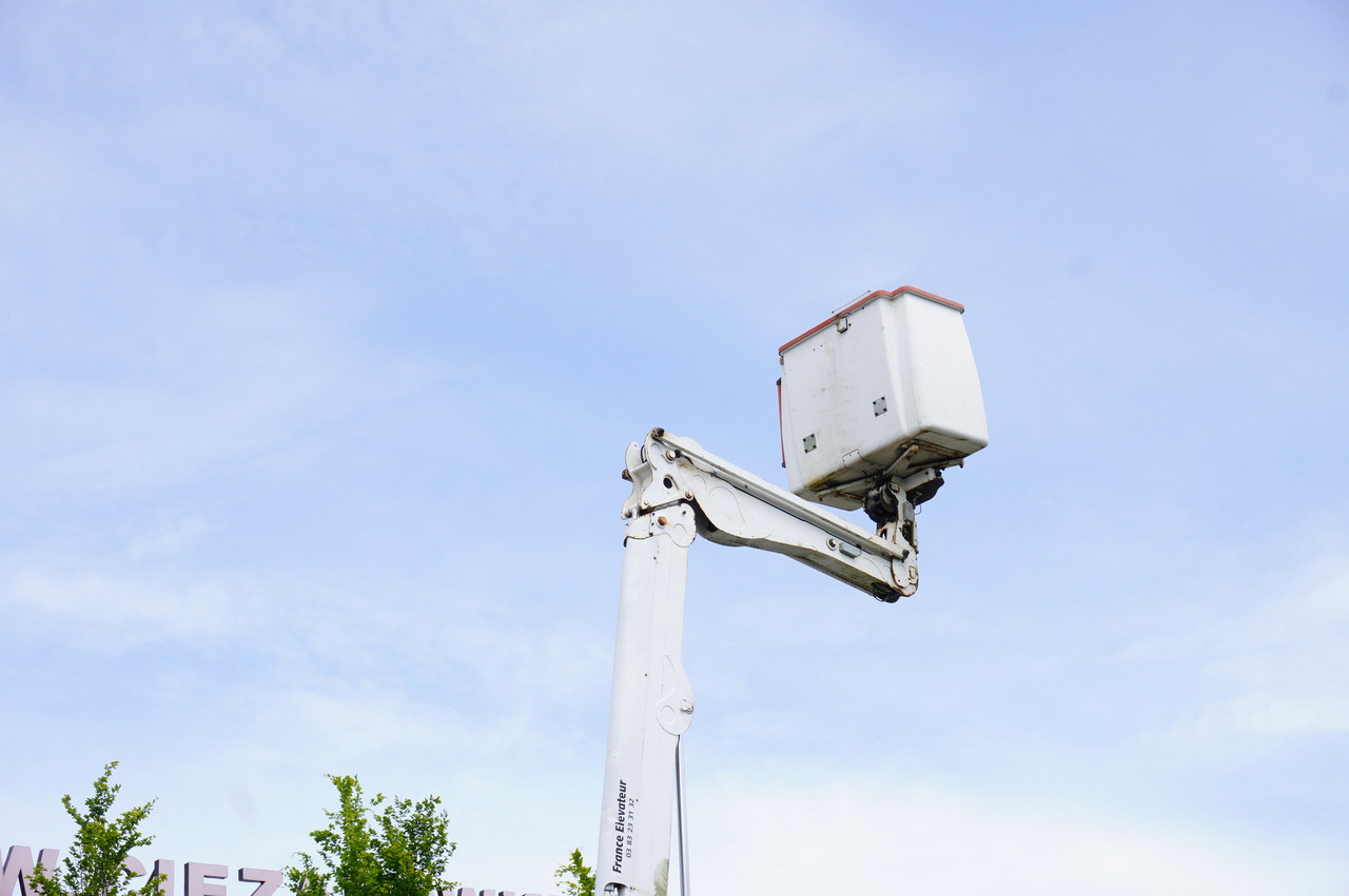 RENAULT Midlum 190 DXi 14m lift - مصاعد الازدهار محمولة على شاحنة: صور 3 RENAULT Midlum 190 DXi 14m lift - مصاعد الازدهار محمولة على شاحنة: صور 3