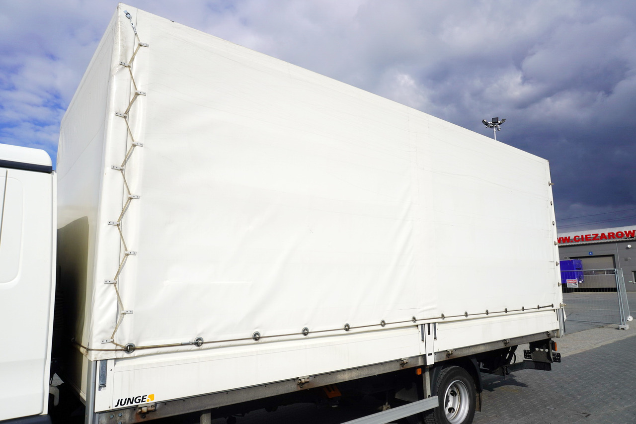 SAXAS Container body + lift Dhollandia 1000 kg - بصندوق مغلق: صور 2 SAXAS Container body + lift Dhollandia 1000 kg - بصندوق مغلق: صور 2
