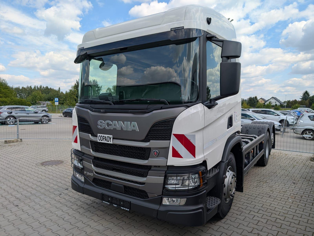 SCANIA P 340 B6x2*4NA / chassis frame / steering axle / CNG / large cab / 8 units - شاحنة القمامة: صور 2 SCANIA P 340 B6x2*4NA / chassis frame / steering axle / CNG / large cab / 8 units - شاحنة القمامة: صور 2
