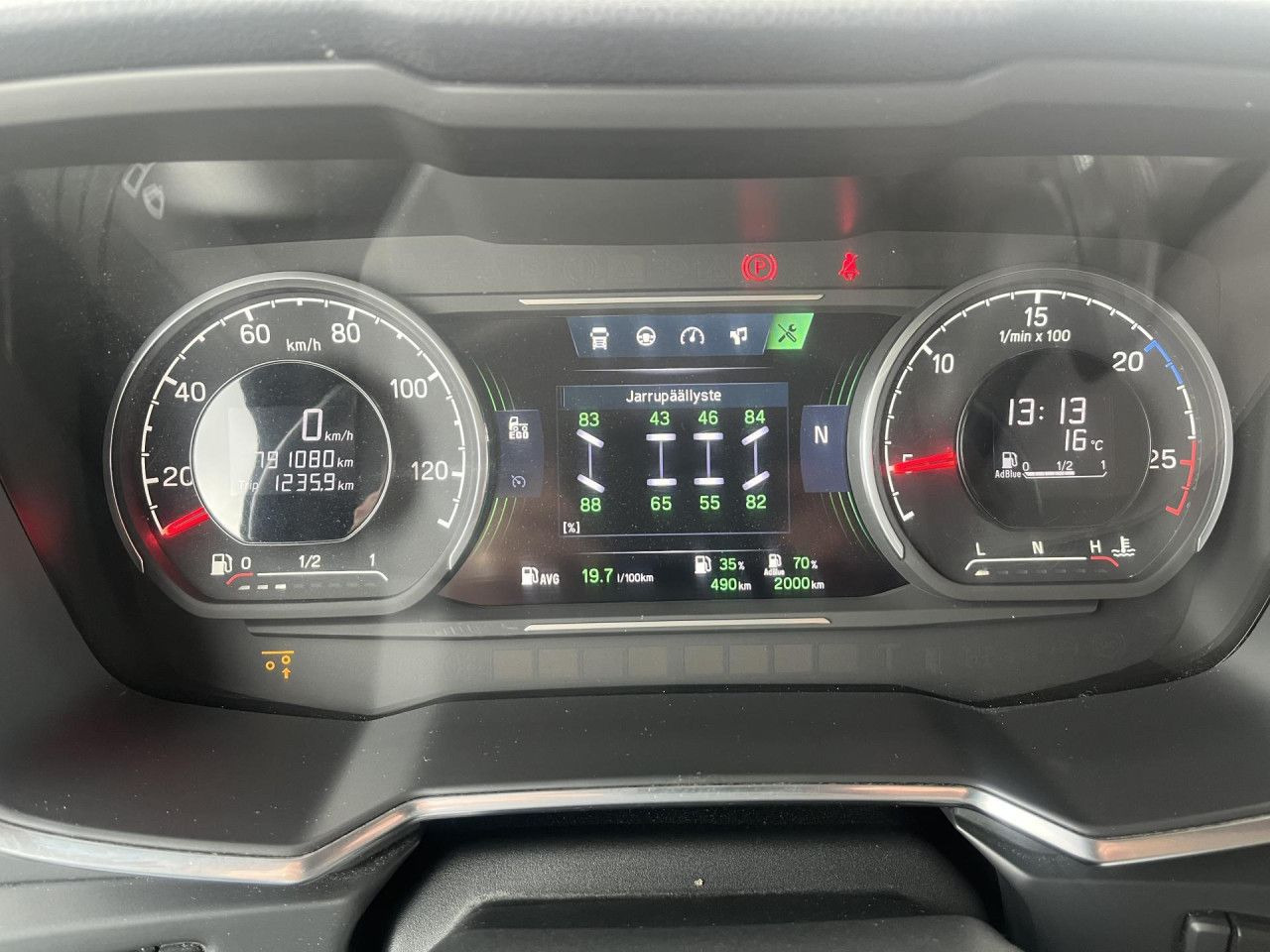 الشاسيه شاحنة SCANIA R560 B8x4*4 / Chassis / sleeper cab / Power take-off: صور 13