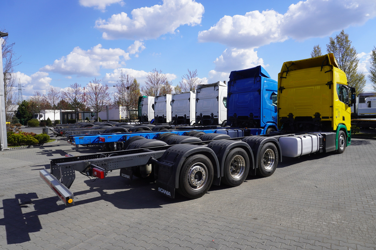 SCANIA R650 V8 / 650 HP/ frame 8.8 m / steered 4th axis / 20 units - شاحنة كرين: صور 2 SCANIA R650 V8 / 650 HP/ frame 8.8 m / steered 4th axis / 20 units - شاحنة كرين: صور 2