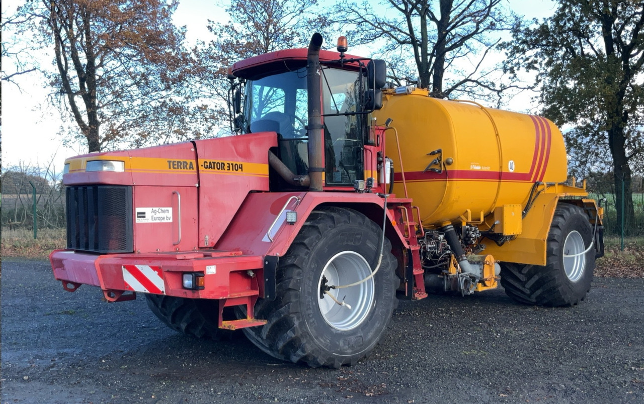 TERRA-GATOR TG 3104 Self-propelled liquid manure spreader - نثر السماد: صور 1 TERRA-GATOR TG 3104 Self-propelled liquid manure spreader - نثر السماد: صور 1