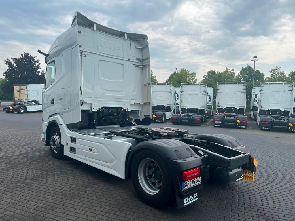 DAF XG 480 FT Intarder Standklima - zur Miete! - شاحنة جرار: صور 3 DAF XG 480 FT Intarder Standklima - zur Miete! - شاحنة جرار: صور 3
