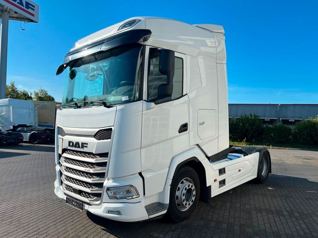 DAF XG 480 FT TraXon Intarder 2xTank Hydraulikanlage - شاحنة جرار: صور 2 DAF XG 480 FT TraXon Intarder 2xTank Hydraulikanlage - شاحنة جرار: صور 2