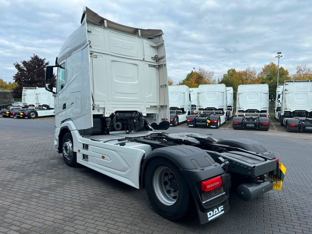 DAF XG 480 FT TraXon ZF-Intarder 2x Tank 1.195 Liter - شاحنة جرار: صور 3 DAF XG 480 FT TraXon ZF-Intarder 2x Tank 1.195 Liter - شاحنة جرار: صور 3